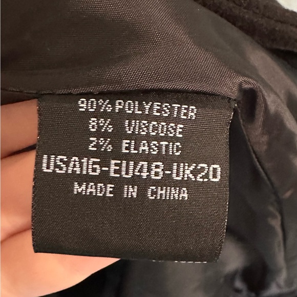 HEARTS & ROSES LONDON Black Double-Breasted Pocket Coat - Picture 4 of 5